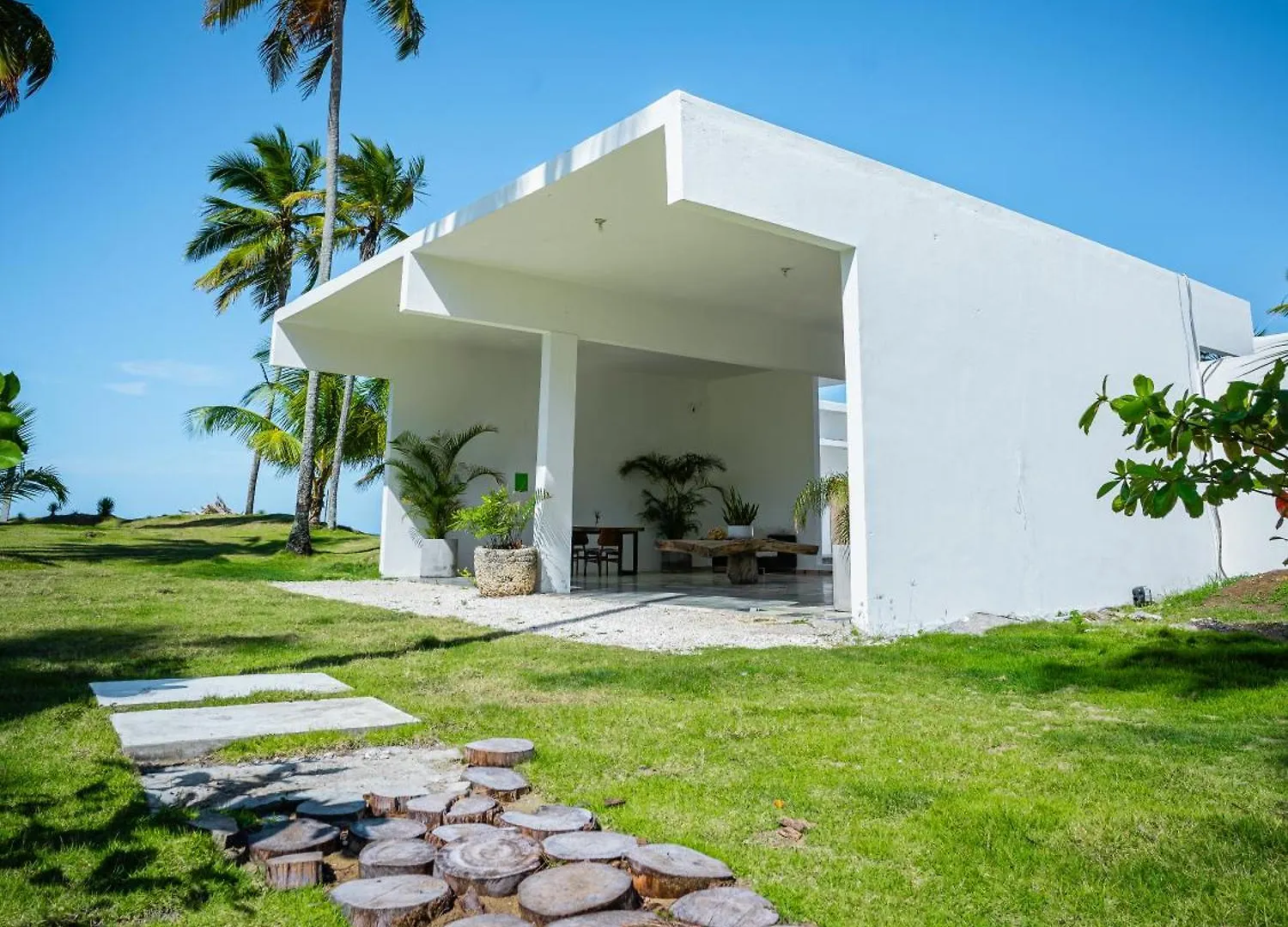 The Palm Bay Club Lodge Nagua